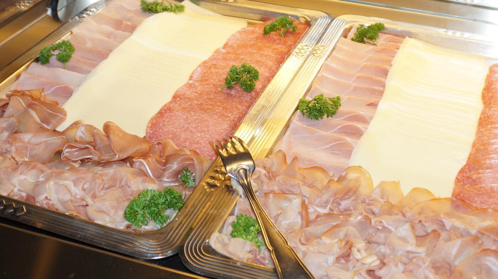 Hotel Melinda 奥斯滕德 外观 照片