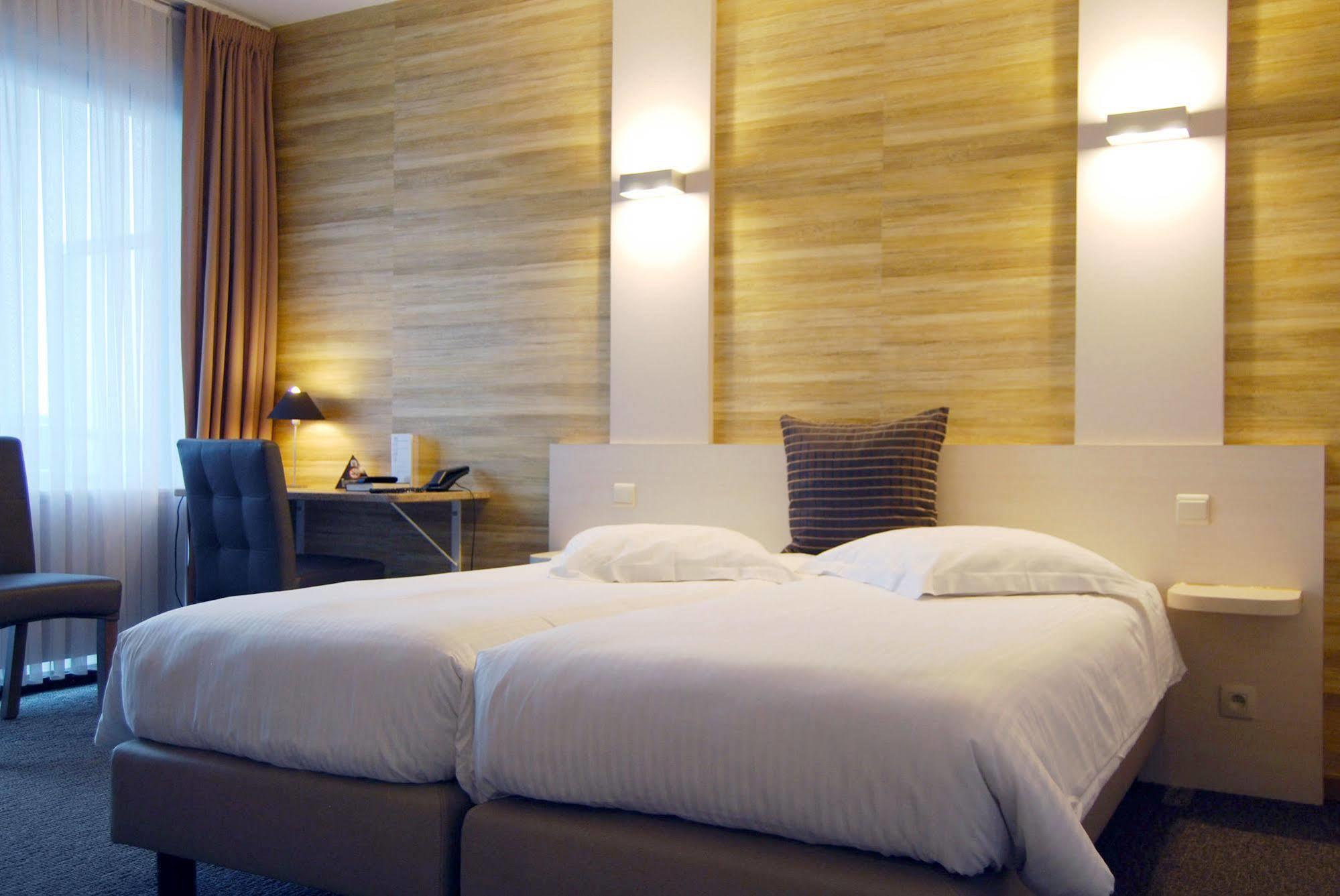 Hotel Melinda 奥斯滕德 外观 照片